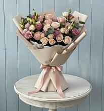 Букет цветов из:  Розы и Лизиантусы в Нововолково