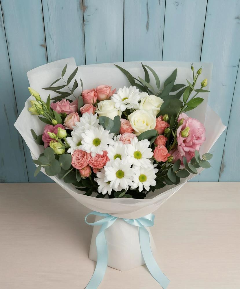 Букет цветов из: Розы, Лизиантусы и Хризантемы в Нововолково