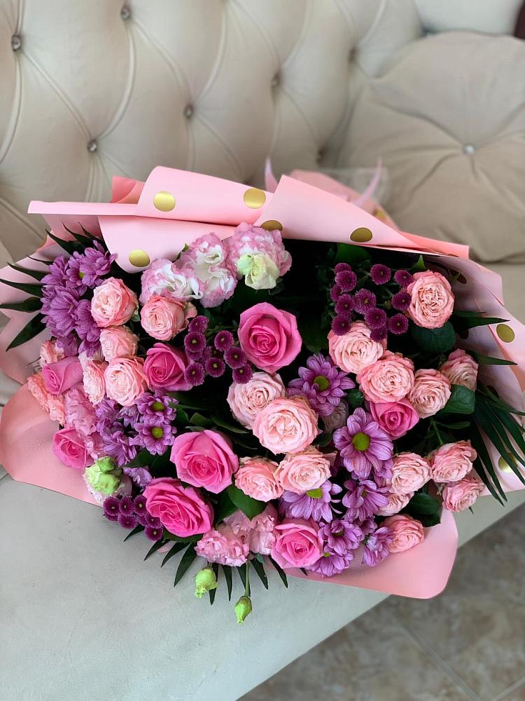 Букет цветов из: Хризантемы, Розы и Лизиантусы в Нововолково