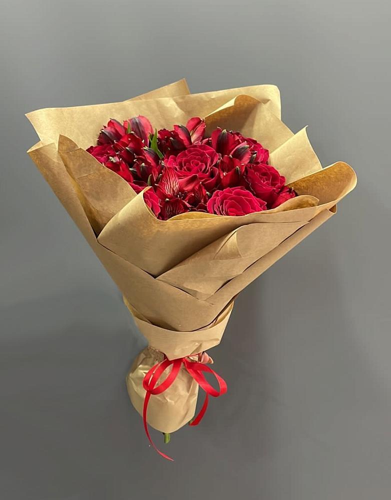 Букет цветов из: Альстромерии и Розы в Нововолково