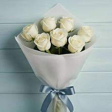 Букет 7 Белых роз Эдлесс Лав в Нововолково