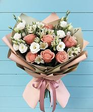 Букет цветов из:  Розы, Альстромерии и Лизиантусы в Нововолково