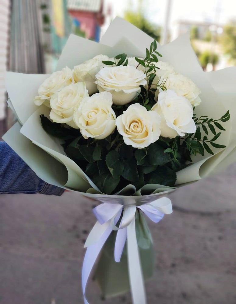 Букет Белые розы Проуд в Нововолково