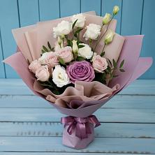 Букет цветов из:  Розы и Лизиантусы в Нововолково