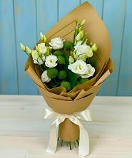 Букет цветов из:  Хризантемы и Лизиантусы в Нововолково