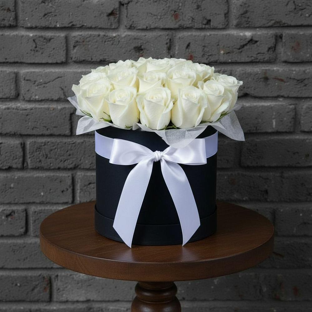 Цветочная композиция из Розы в шляпной коробке в Нововолково