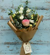 Букет цветов из:  Розы и Лизиантусы в Нововолково