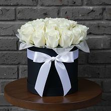 Цветочная композиция из Розы в шляпной коробке в Нововолково