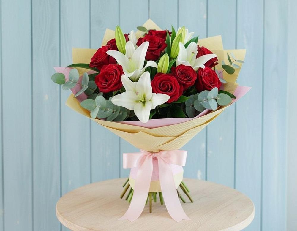 Букет цветов из: Лилии и Розы в Нововолково